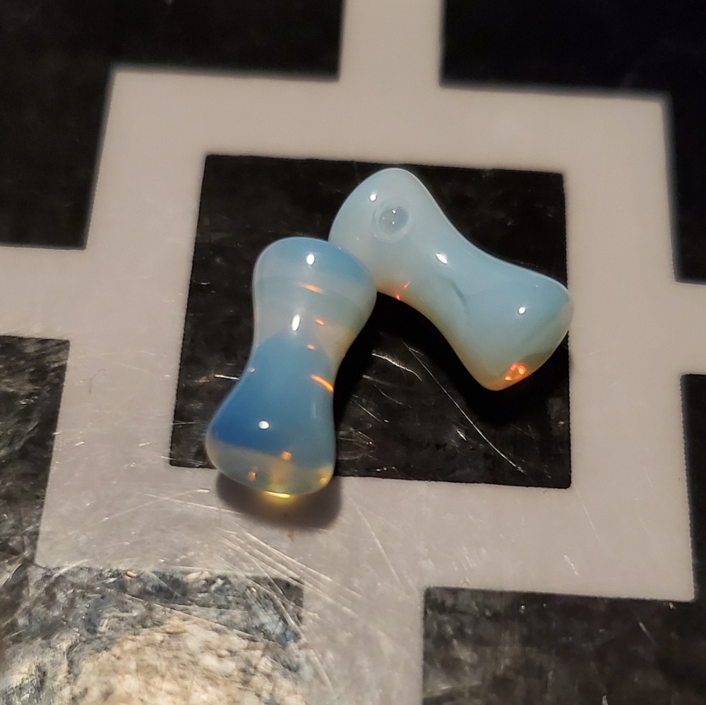 4g Opalite Glass Plugs